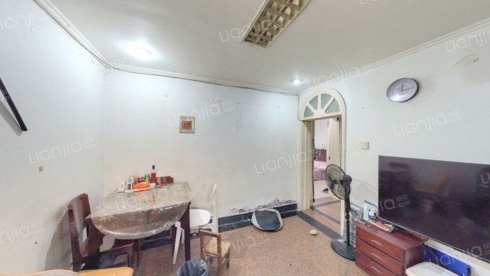 曹张新村二手房实景图