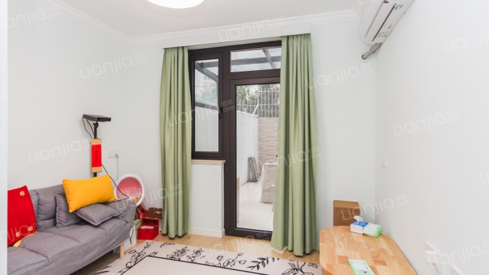 上钢八村二手房实景图