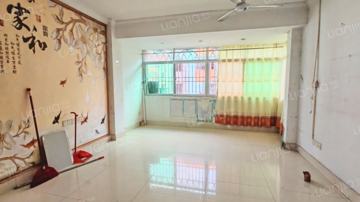 富华楼西区二手房实景图