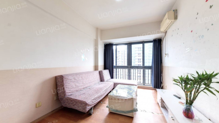 加怡名城二手房实景图