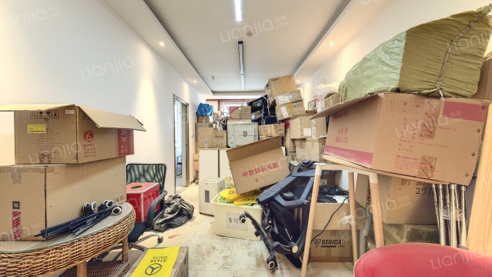 朱雀大厦二手房实景图