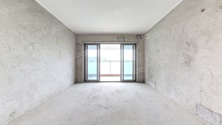 博爱里二手房实景图