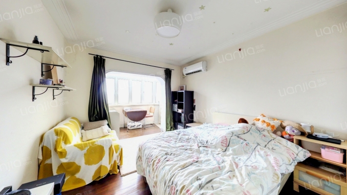 公安大楼(徐汇)二手房实景图