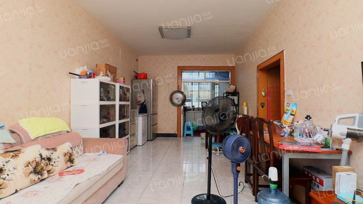 万年路二手房实景图