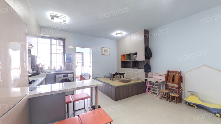 富力院士庭二手房实景图