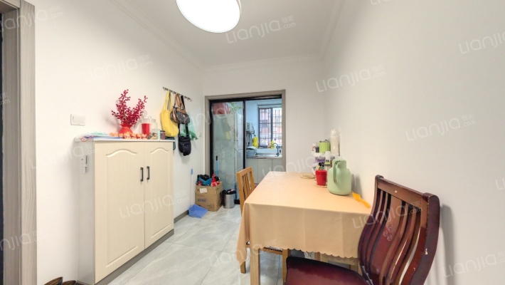 春申五村二手房实景图