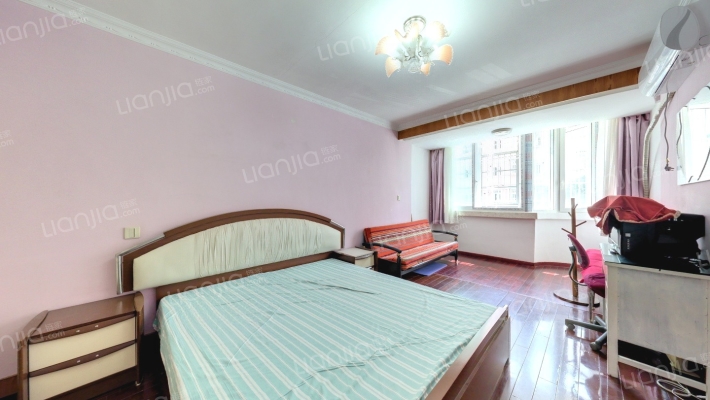 佳宝新村二手房实景图