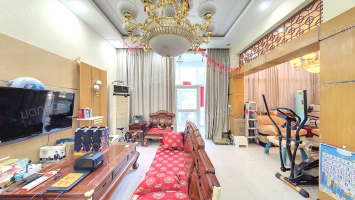 千岱名墅二手房实景图