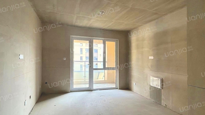 峰山怡景北区二手房实景图