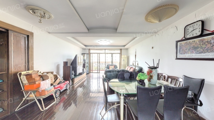 华宝花园二手房实景图