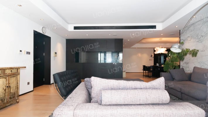 淮海晶华苑二手房实景图