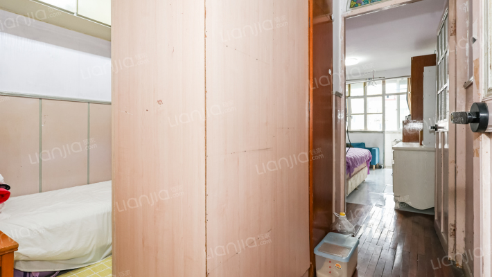 康健路120弄二手房实景图