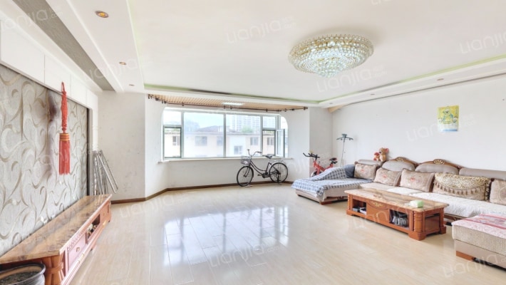 高新花园二手房实景图