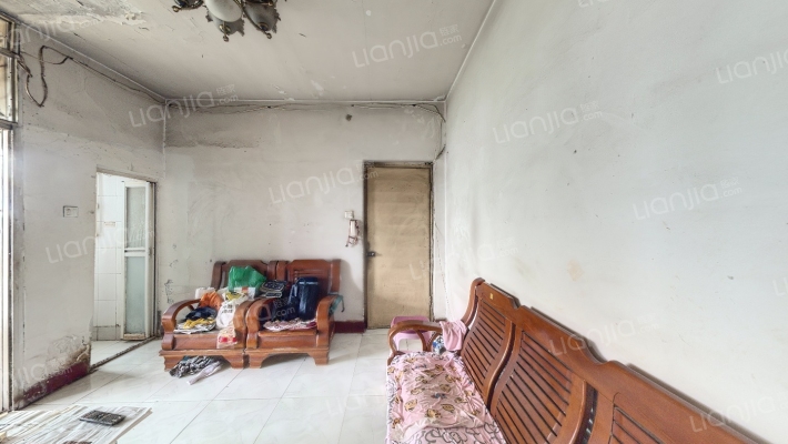 荣军装印厂宿舍二手房实景图