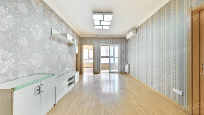 万科城采薇苑二手房实景图