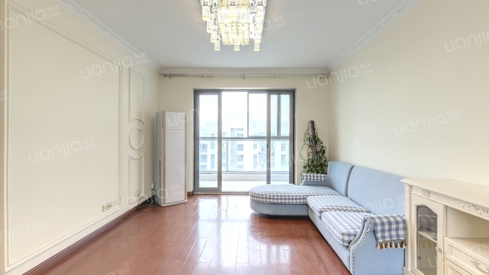 万源城朗郡二手房实景图