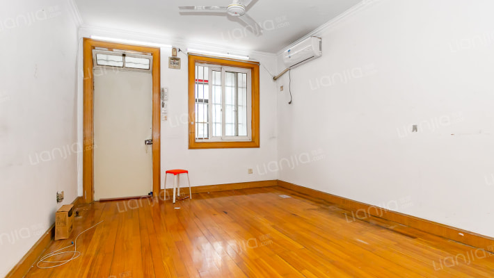 商建大楼二手房实景图