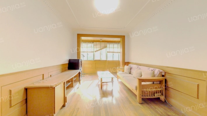 海鹏苑二手房实景图