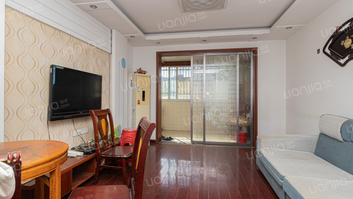 华诚新村二手房实景图