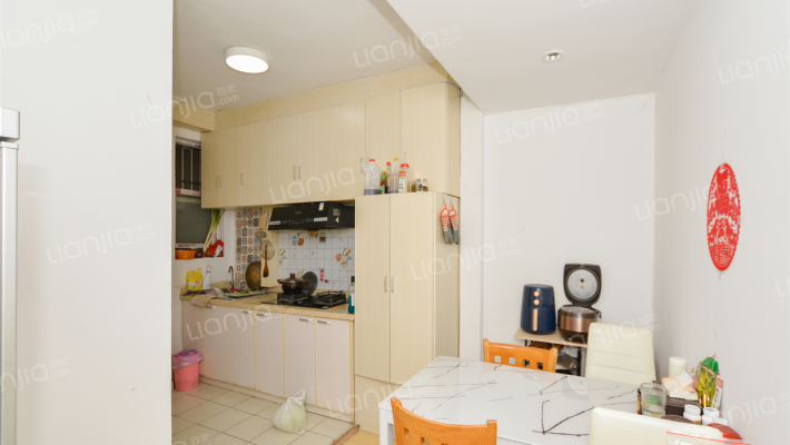 梅园六街坊二手房实景图