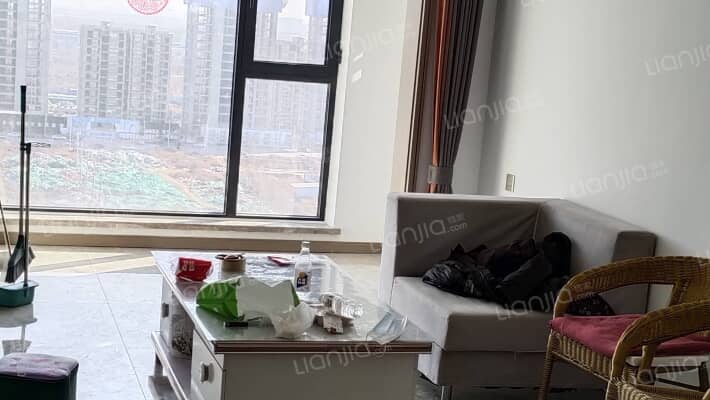 融创城二手房实景图