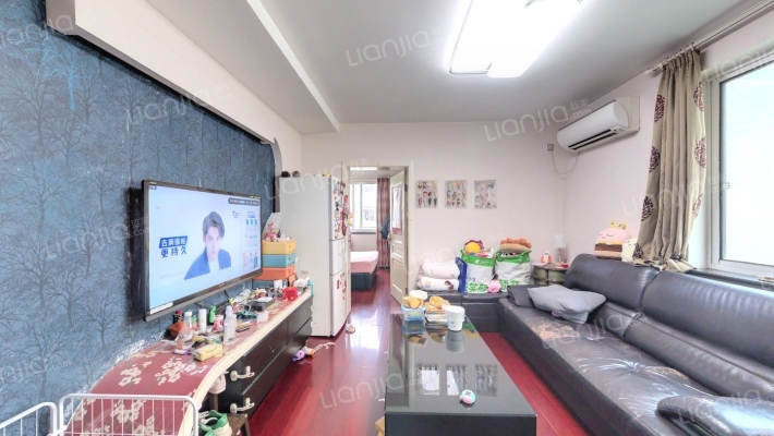 真源小区二手房实景图