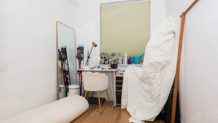 胶州路319弄二手房实景图