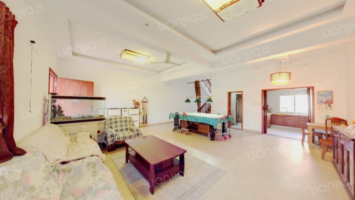 橘郡礼顿山二手房实景图