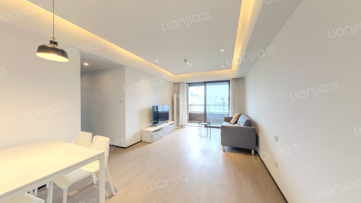 翡翠天麓二手房实景图