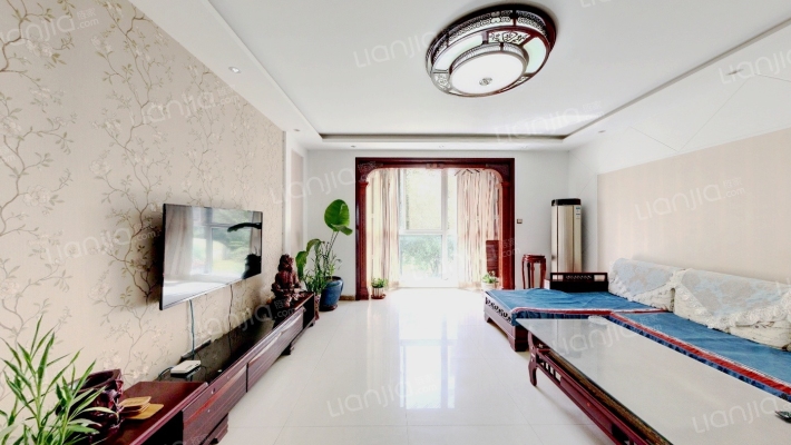 湖畔佳苑二手房实景图