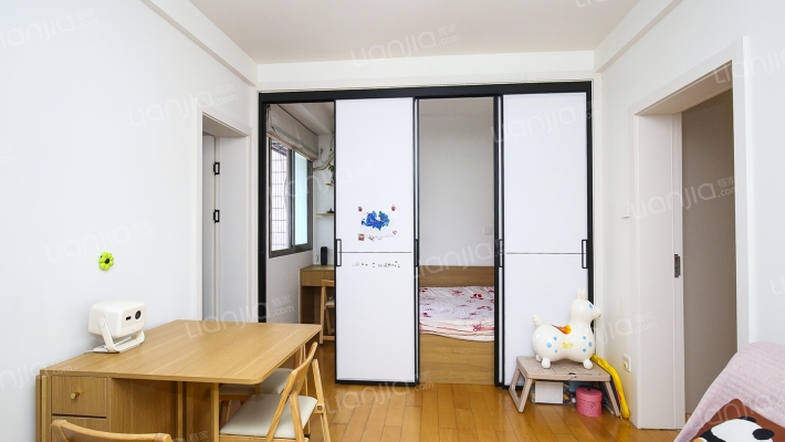 天翔花苑二手房实景图