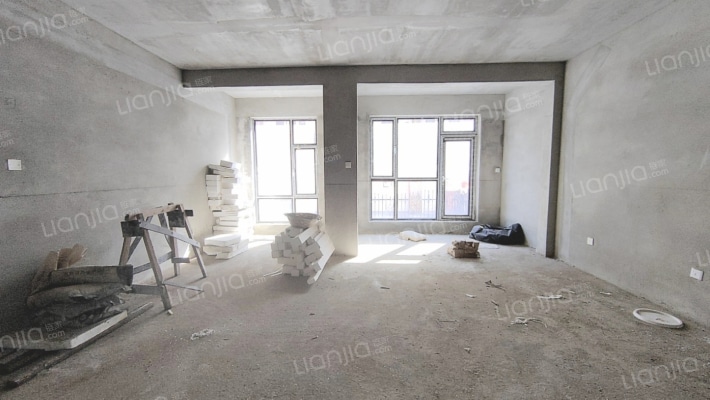 绿洲公元二手房实景图