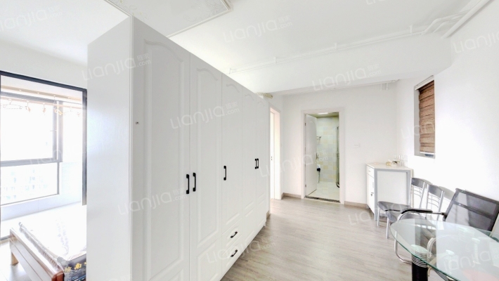 海岸城二手房实景图