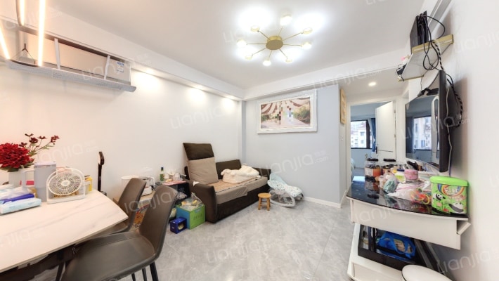 宝南小区二手房实景图