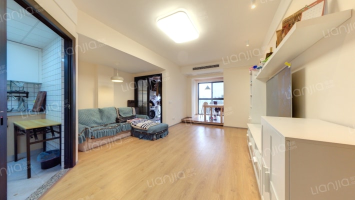 香港置地壹号湖畔二手房实景图