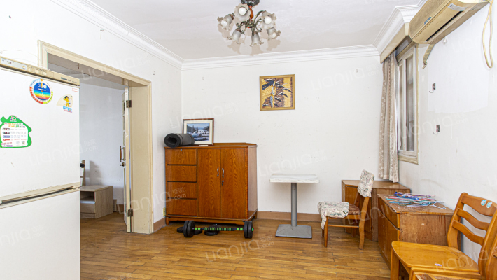 龙南六村二手房实景图