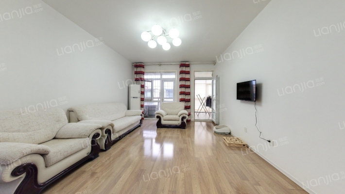 果岭小镇二手房实景图