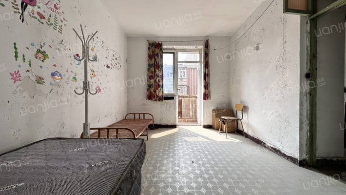 增进楼二手房实景图