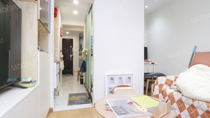 世界路151弄二手房实景图