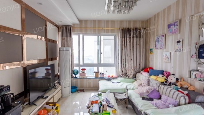 香堤雅郡二手房实景图