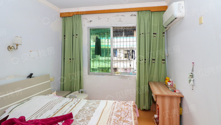 滨江路旁的房，前两年重新简装，价格美丽-卧室B