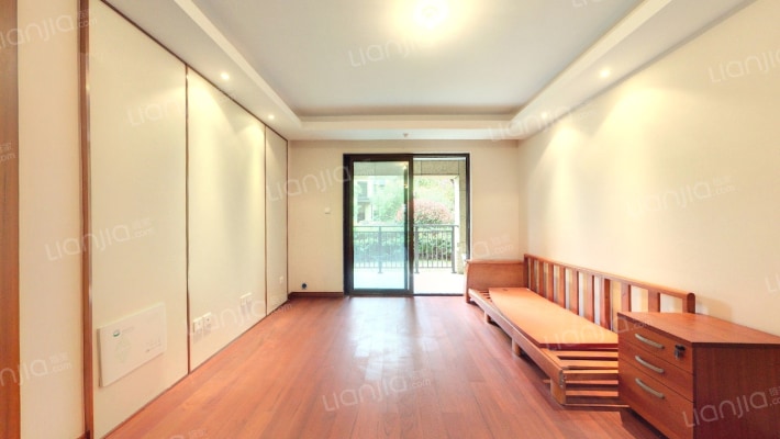 新城上坤樾山璟里二手房实景图