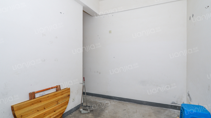 绿地蓝海庭二手房实景图