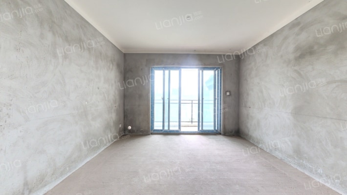 美心江与江南二手房实景图