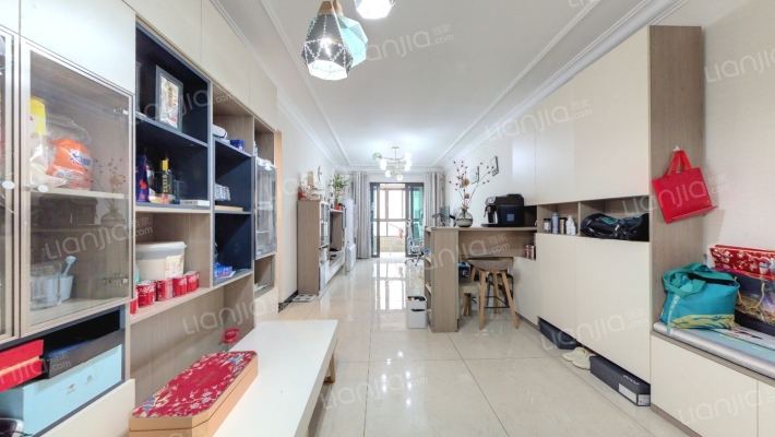 恒大翡翠华庭二手房实景图