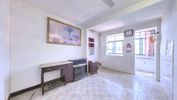 锡航新村二手房实景图