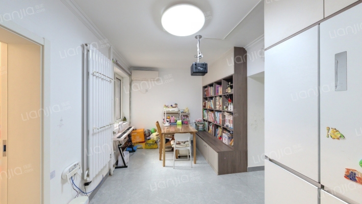 西上园老三区二手房实景图