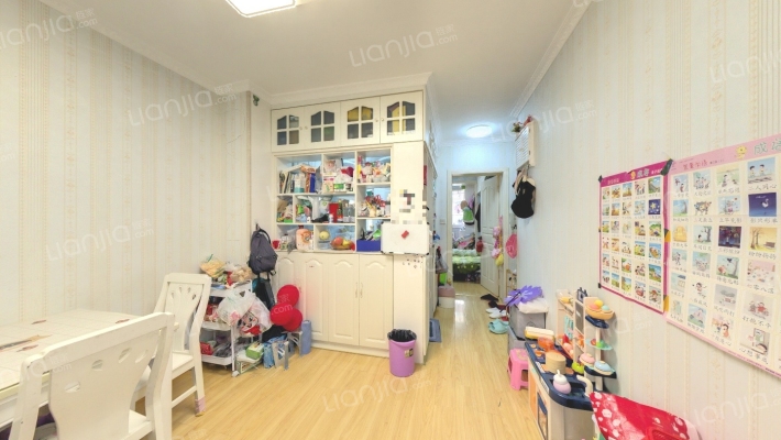 兴贤佳园二手房实景图