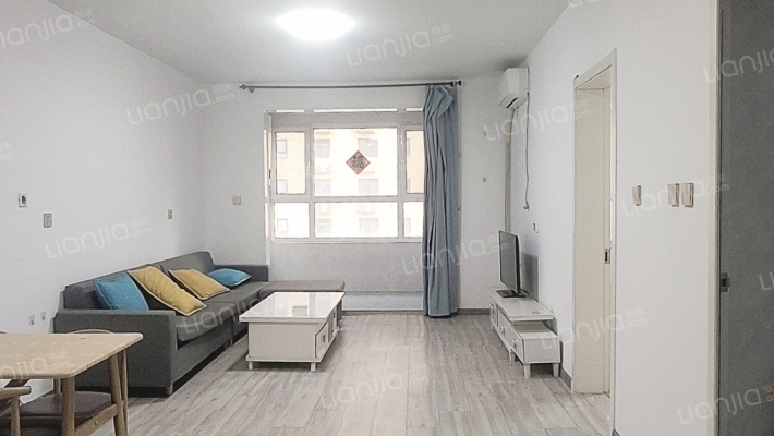 万源雅筑二手房实景图