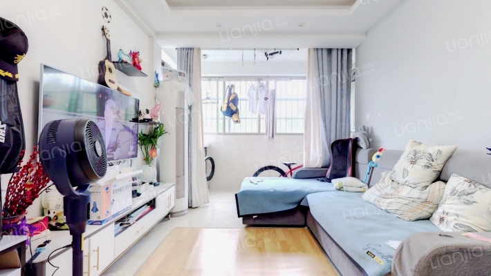 蓝天东区二手房实景图